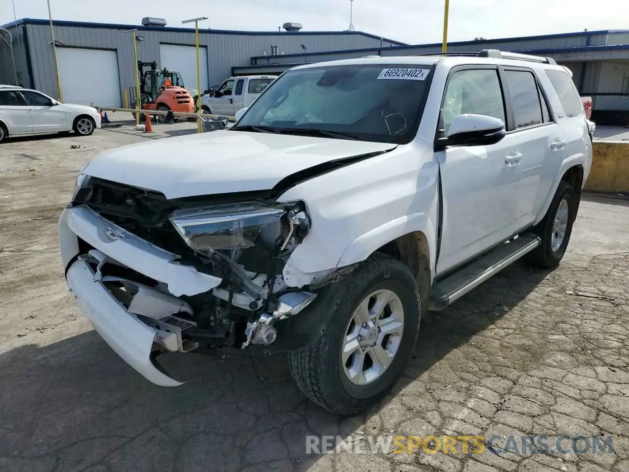 2 fotografías del automóvil dañado JTEBU5JRXL5748801 TOYOTA 4RUNNER 2020