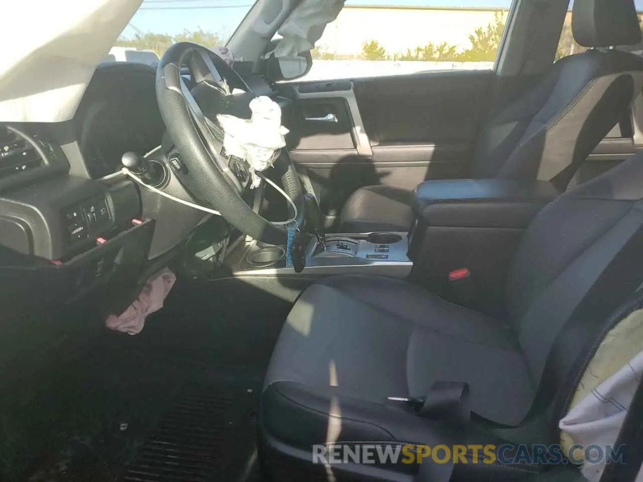 7 fotografías del automóvil dañado JTEBU5JRXL5758874 TOYOTA 4RUNNER 2020