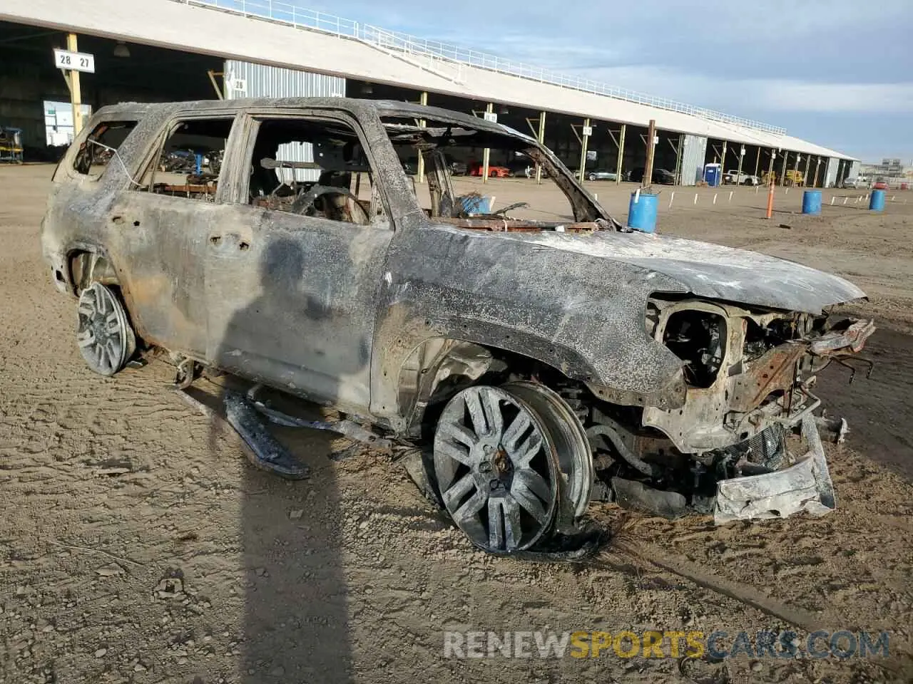 4 fotografías del automóvil dañado JTEBU5JRXL5768935 TOYOTA 4RUNNER 2020