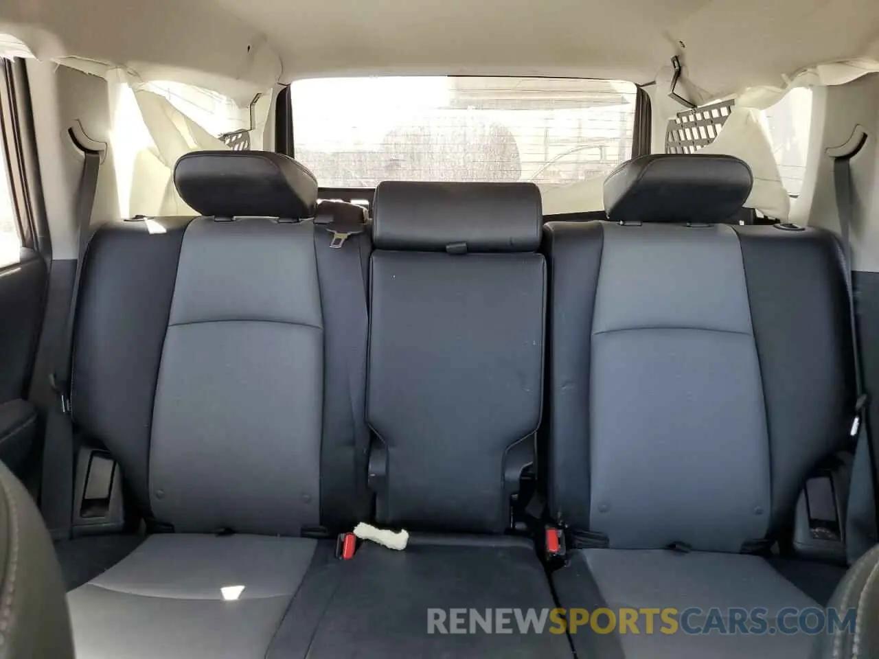 10 fotografías del automóvil dañado JTEBU5JRXL5772287 TOYOTA 4RUNNER 2020