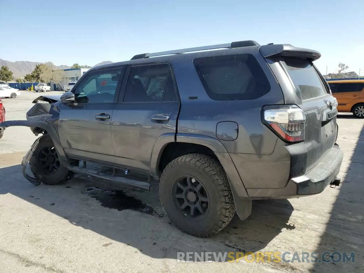 2 fotografías del automóvil dañado JTEBU5JRXL5772287 TOYOTA 4RUNNER 2020