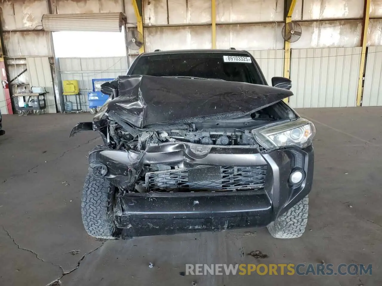 5 fotografías del automóvil dañado JTEBU5JRXL5797867 TOYOTA 4RUNNER 2020