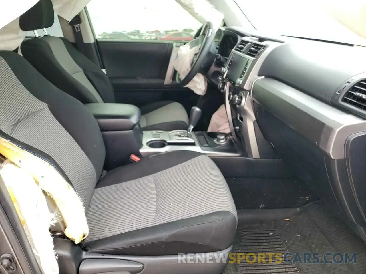 5 fotografías del automóvil dañado JTEBU5JRXL5815137 TOYOTA 4RUNNER 2020