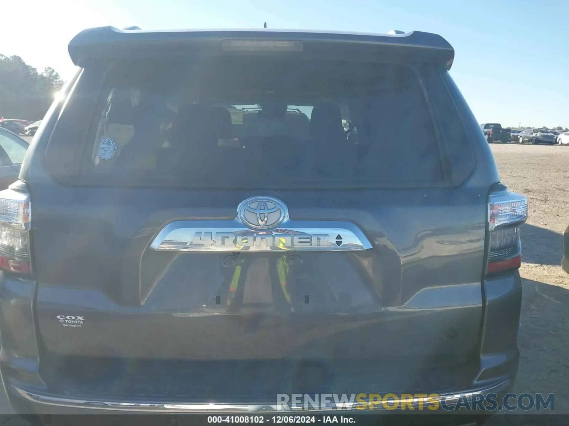16 fotografías del automóvil dañado JTEBU5JRXL5819222 TOYOTA 4RUNNER 2020