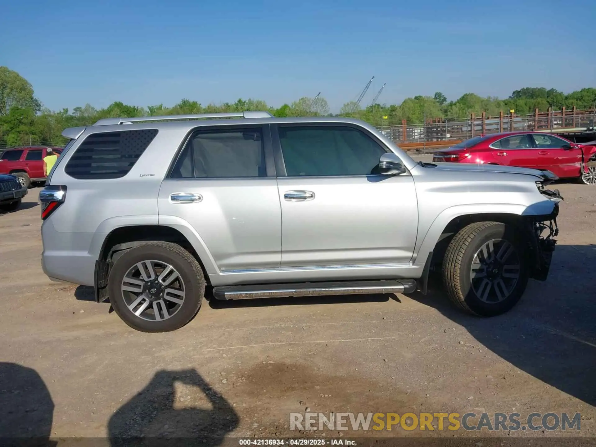 14 fotografías del automóvil dañado JTEBU5JRXL5835419 TOYOTA 4RUNNER 2020