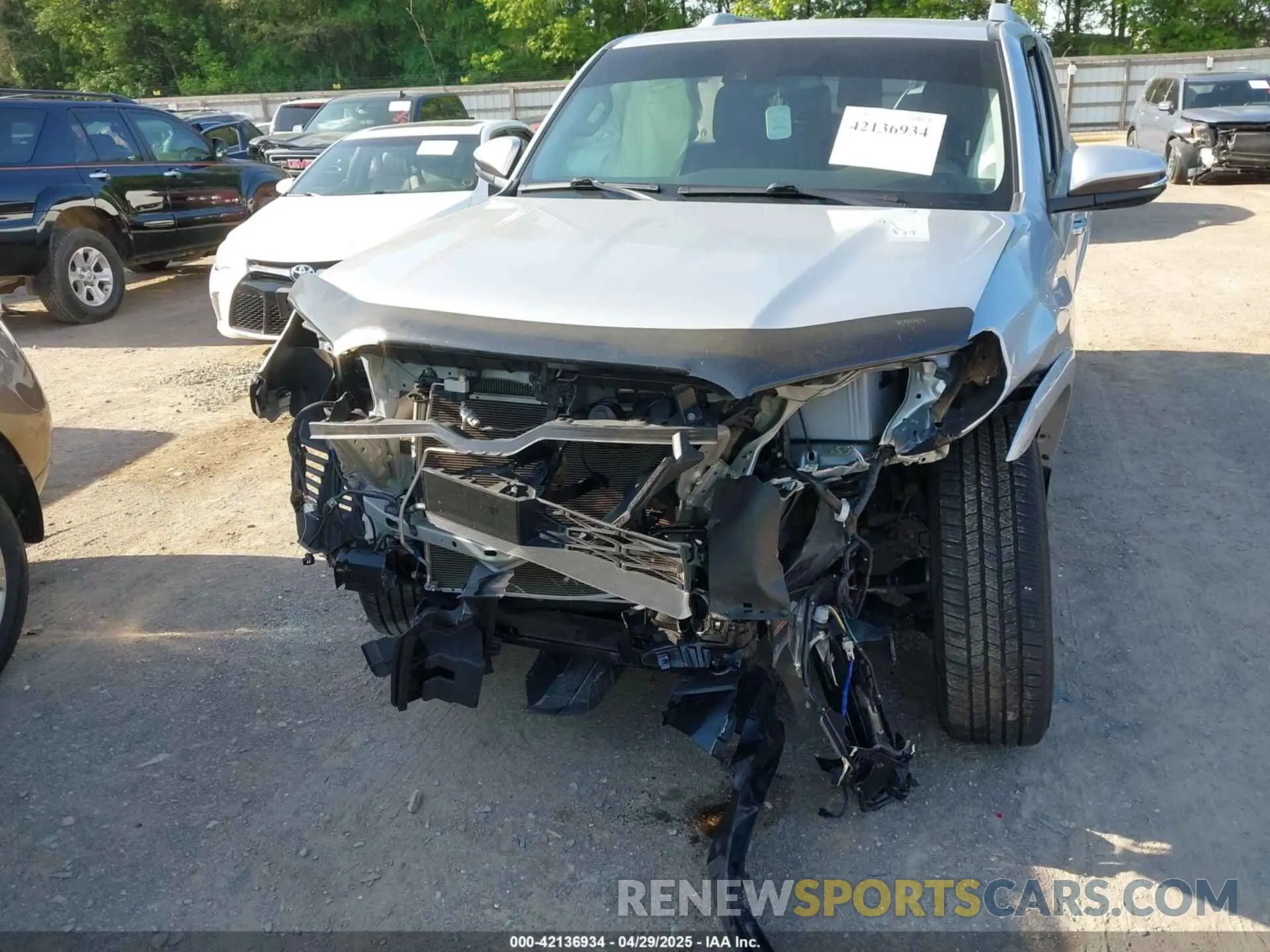 6 fotografías del automóvil dañado JTEBU5JRXL5835419 TOYOTA 4RUNNER 2020