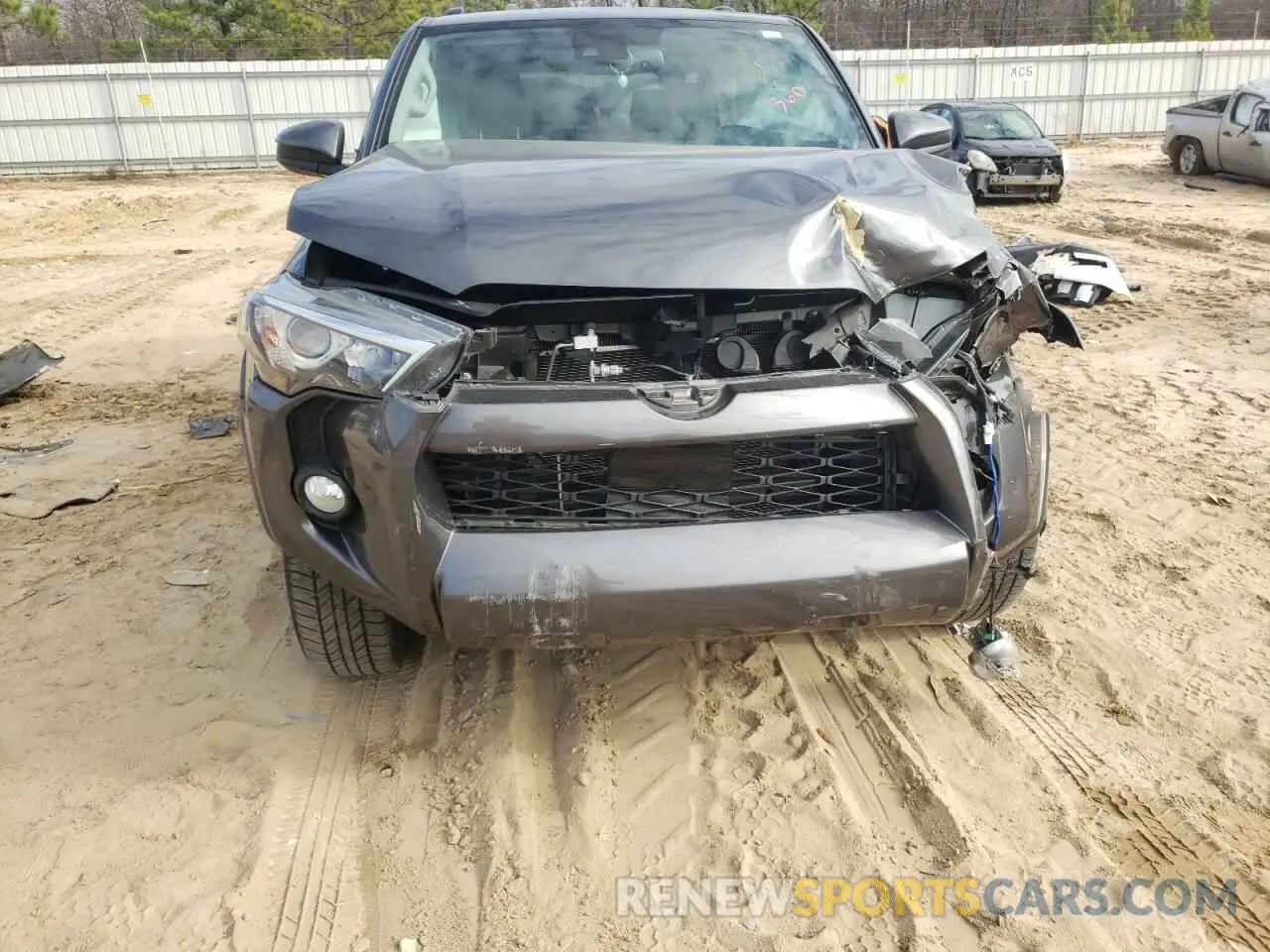 9 fotografías del automóvil dañado JTEZU5JR0L5227973 TOYOTA 4RUNNER 2020