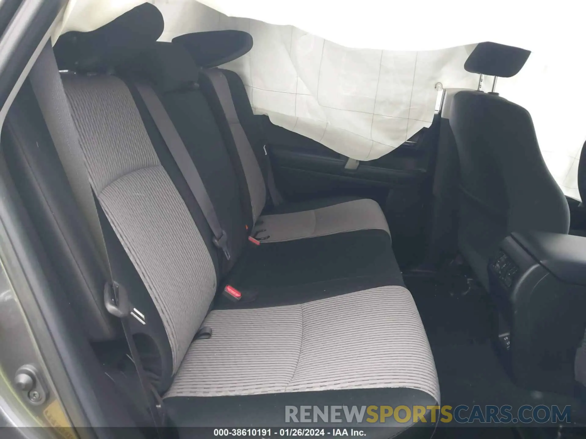 8 fotografías del automóvil dañado JTEZU5JR1L5215881 TOYOTA 4RUNNER 2020