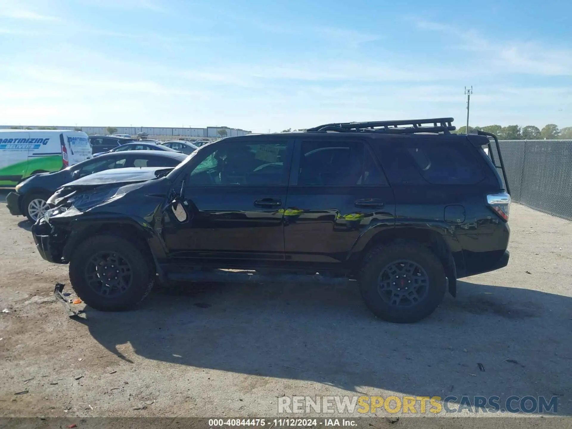 13 fotografías del automóvil dañado JTEZU5JR2L5224525 TOYOTA 4RUNNER 2020
