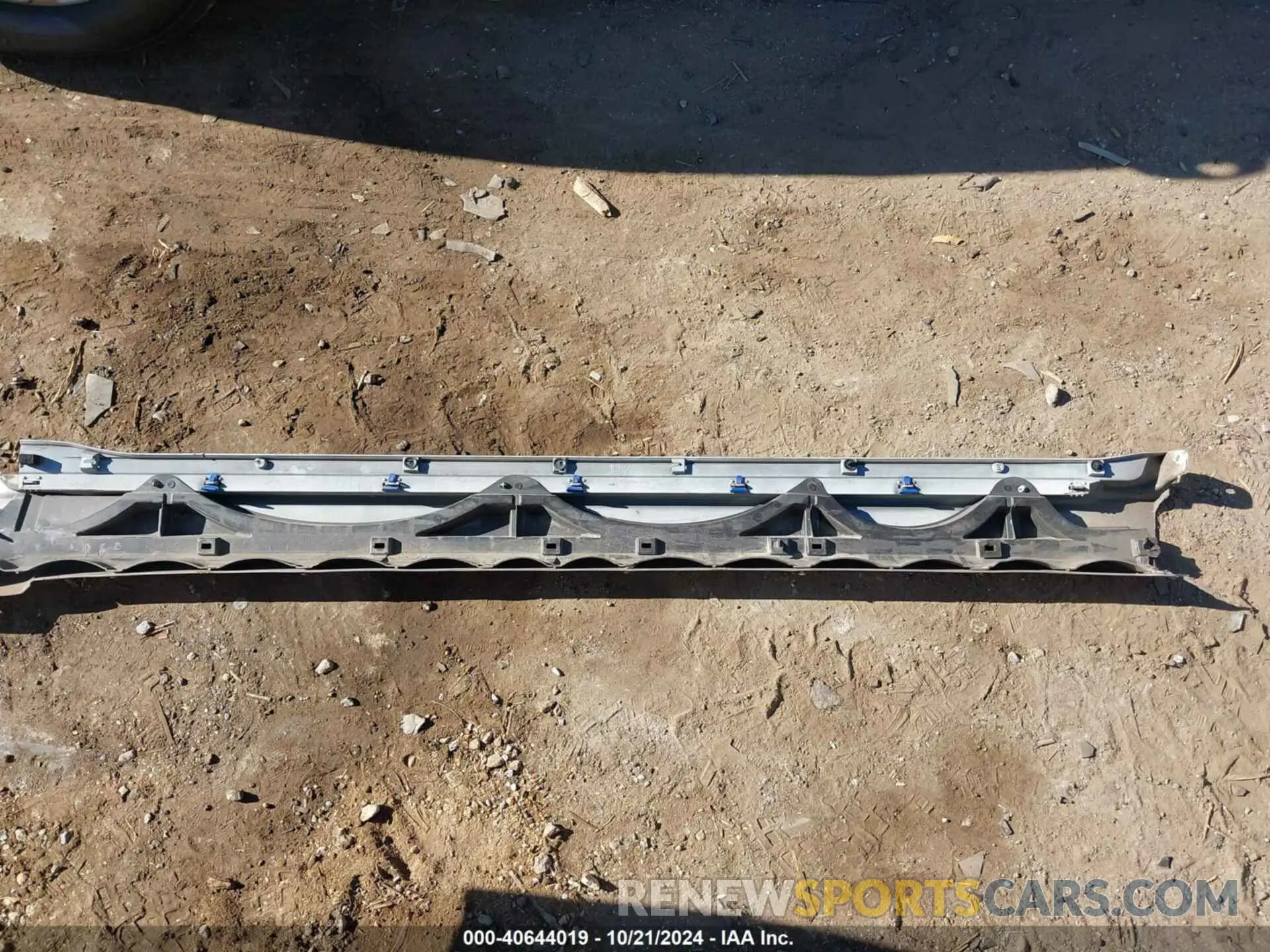 12 fotografías del automóvil dañado JTEZU5JR4L5221724 TOYOTA 4RUNNER 2020
