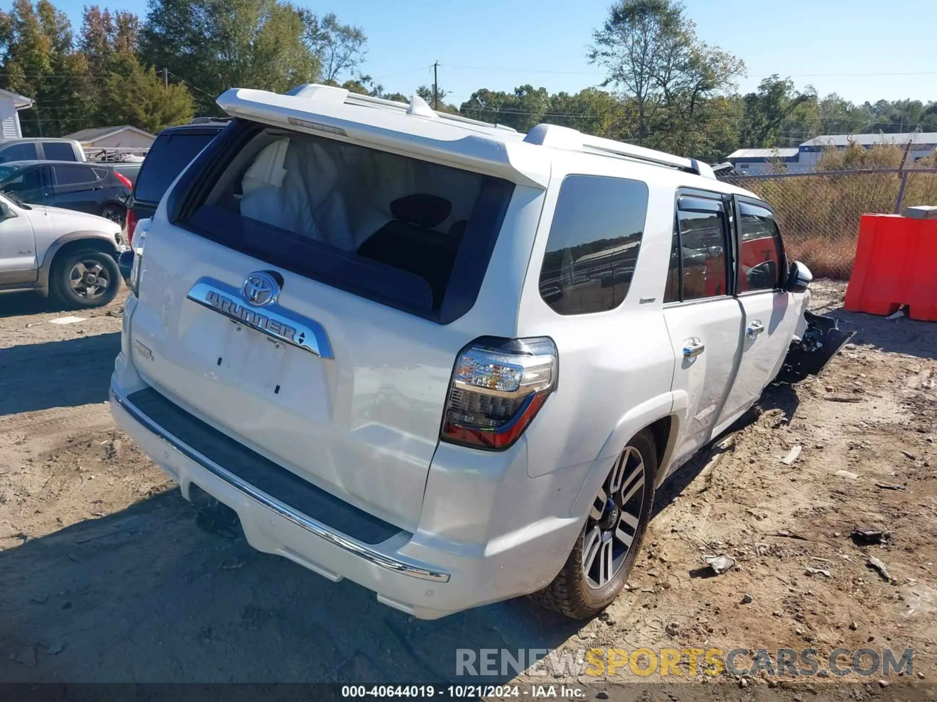 4 fotografías del automóvil dañado JTEZU5JR4L5221724 TOYOTA 4RUNNER 2020