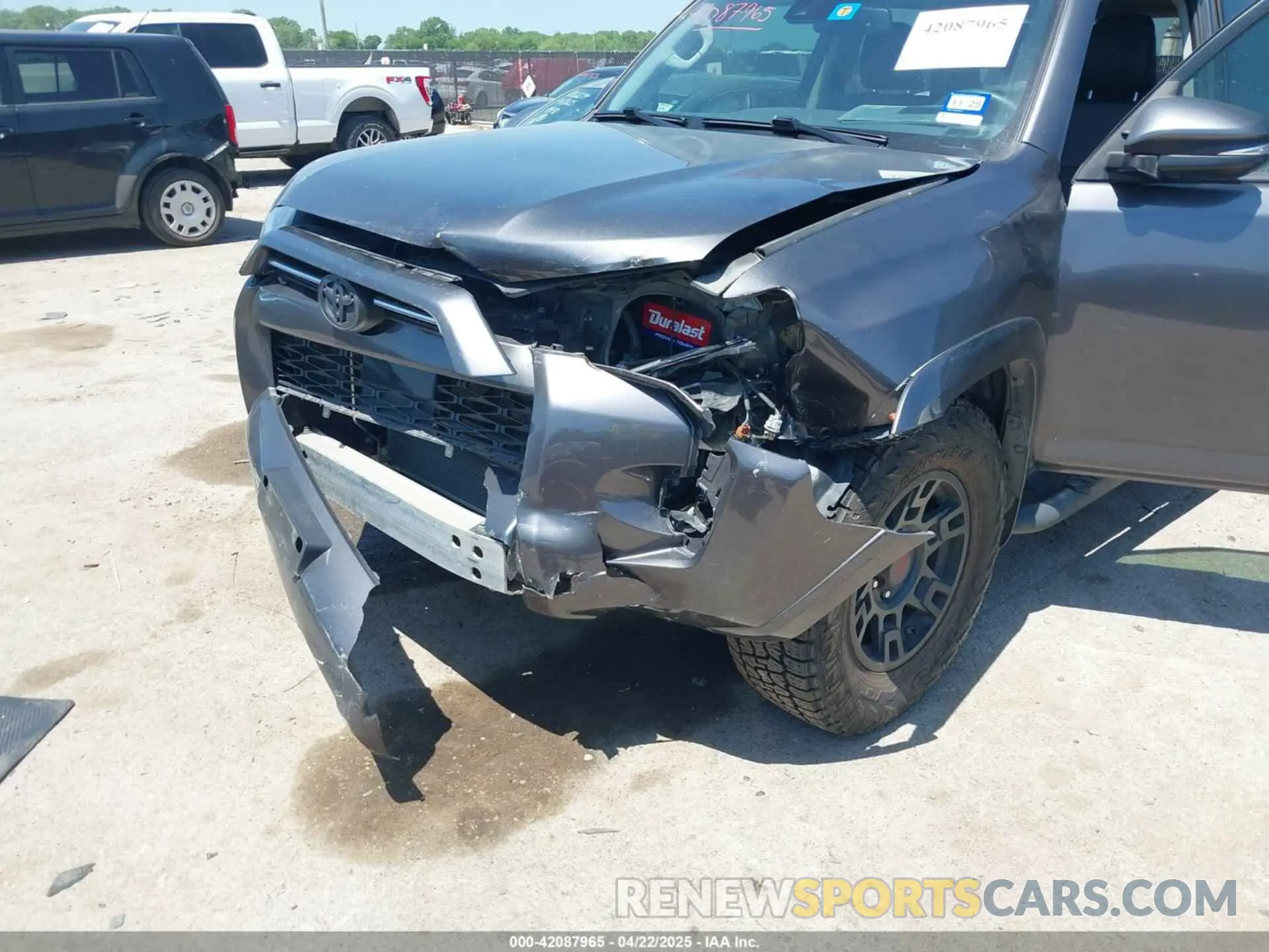 6 fotografías del automóvil dañado JTEZU5JR4L5226079 TOYOTA 4RUNNER 2020