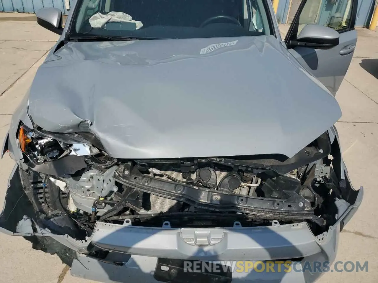 12 fotografías del automóvil dañado JTEBU5JR0M5916561 TOYOTA 4RUNNER 2021