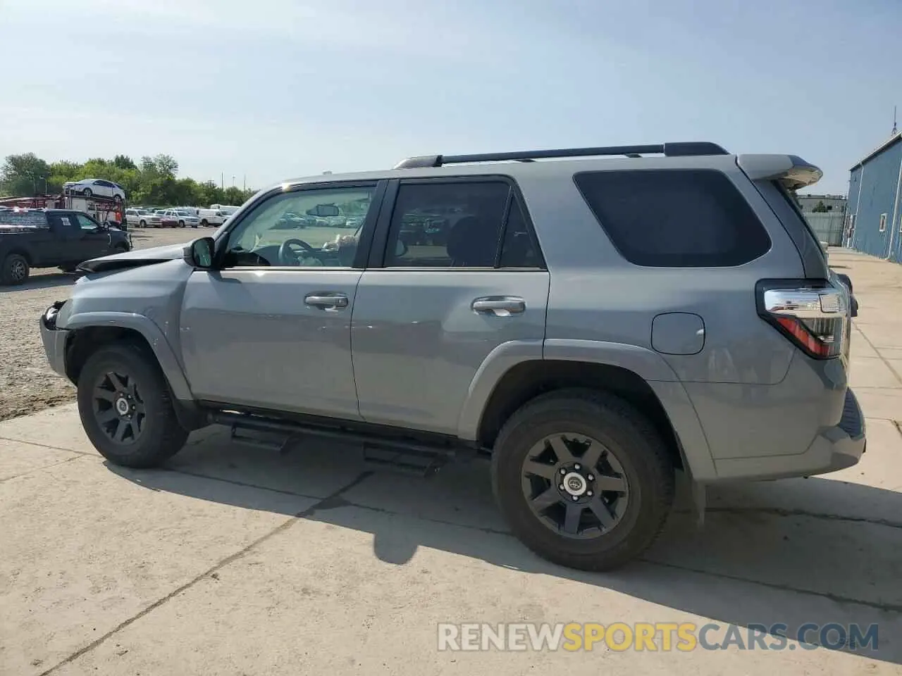 2 fotografías del automóvil dañado JTEBU5JR0M5916561 TOYOTA 4RUNNER 2021