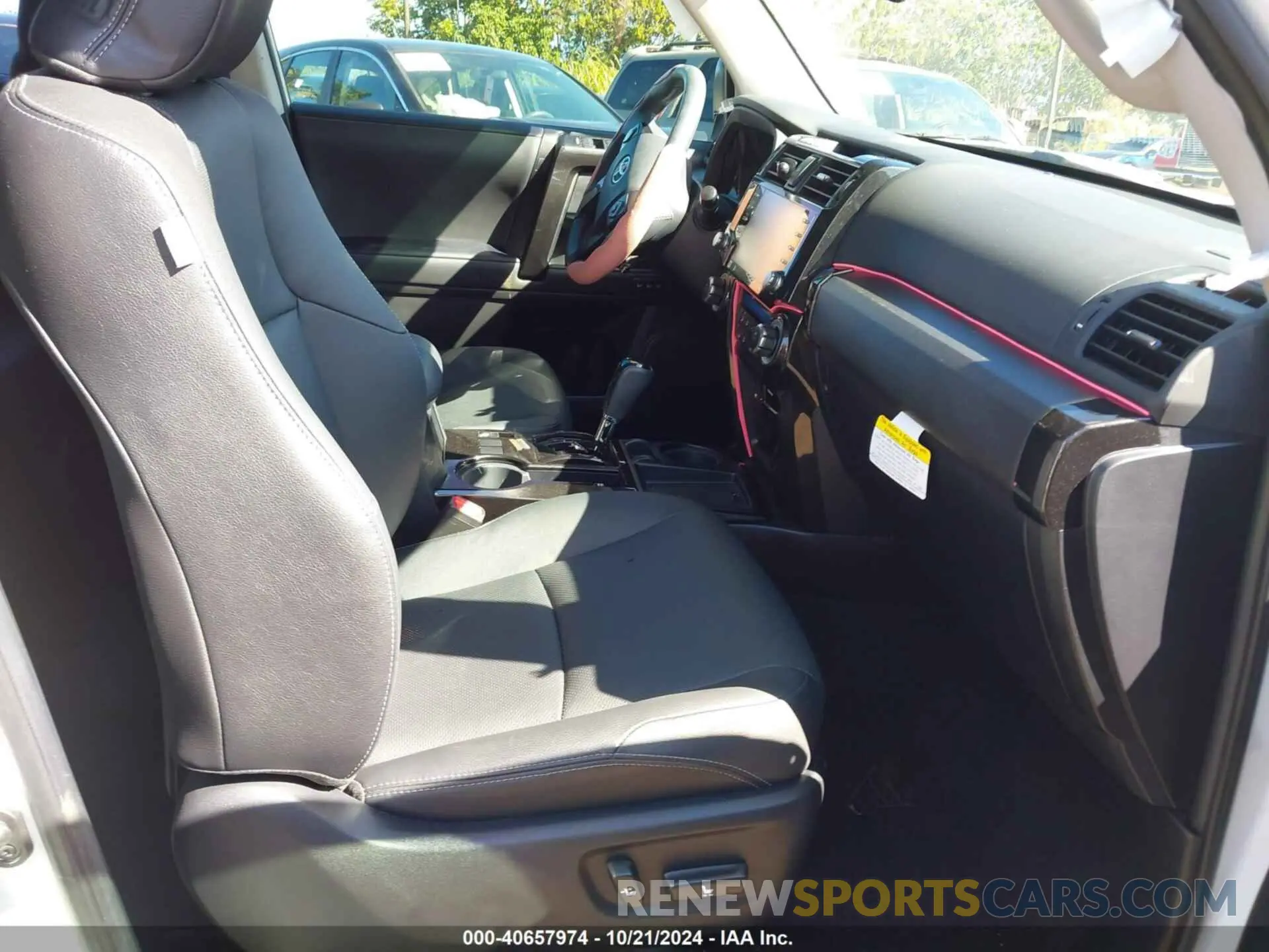 5 fotografías del automóvil dañado JTECU5JR5M5243660 TOYOTA 4RUNNER 2021