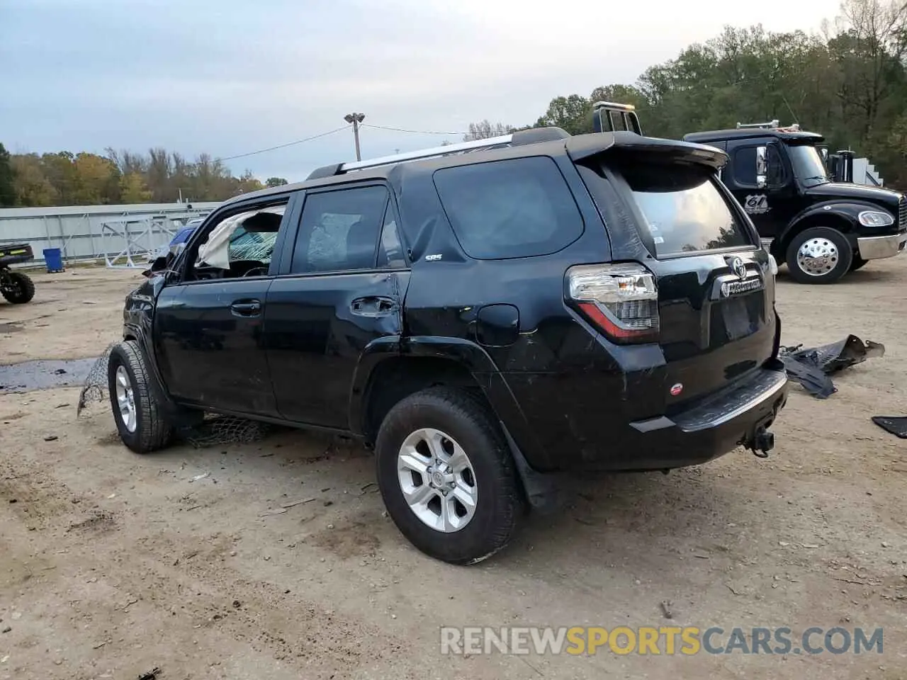 2 fotografías del automóvil dañado JTEEU5JR6M5230361 TOYOTA 4RUNNER 2021