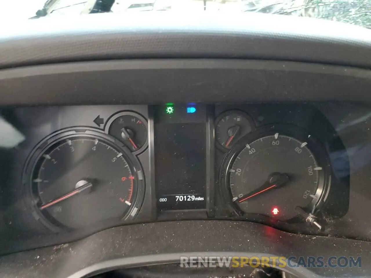 9 fotografías del automóvil dañado JTEEU5JR6M5230361 TOYOTA 4RUNNER 2021