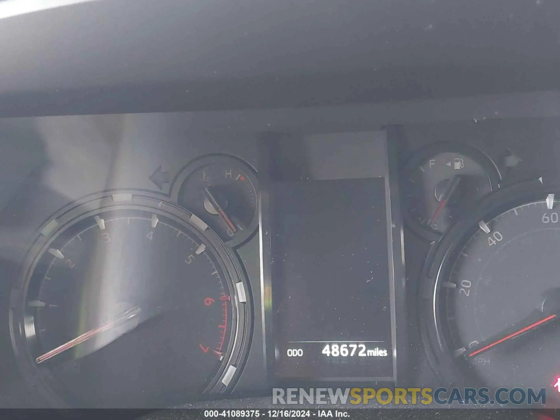 15 fotografías del automóvil dañado JTEEU5JR6M5238900 TOYOTA 4RUNNER 2021