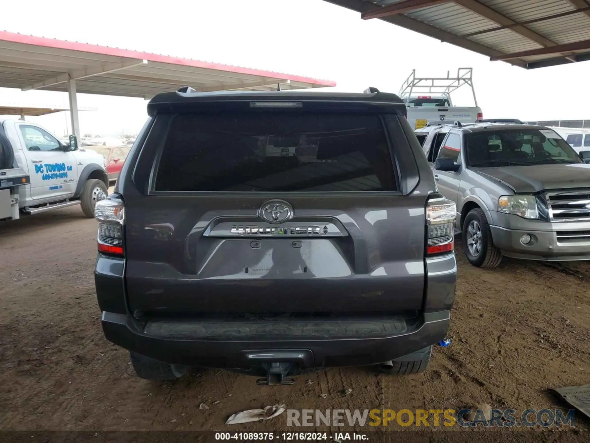 16 fotografías del automóvil dañado JTEEU5JR6M5238900 TOYOTA 4RUNNER 2021