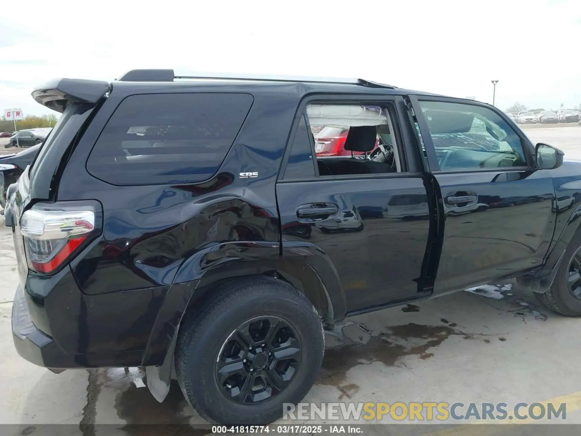 12 fotografías del automóvil dañado JTEEU5JR8M5235982 TOYOTA 4RUNNER 2021