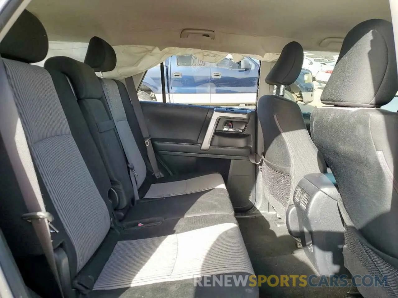 11 fotografías del automóvil dañado JTEEU5JR9M5236218 TOYOTA 4RUNNER 2021