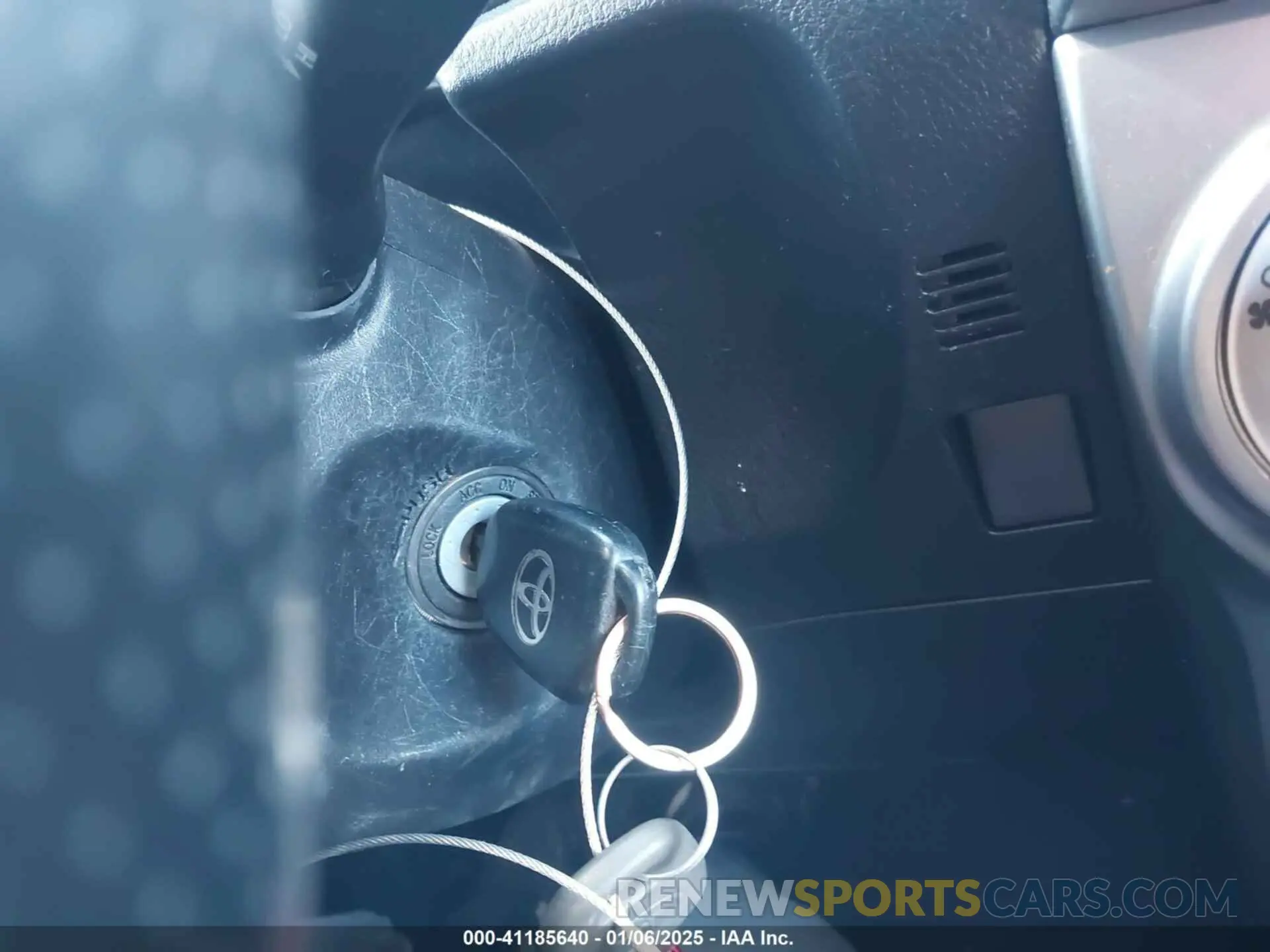 11 fotografías del automóvil dañado JTEEU5JRXM5235997 TOYOTA 4RUNNER 2021