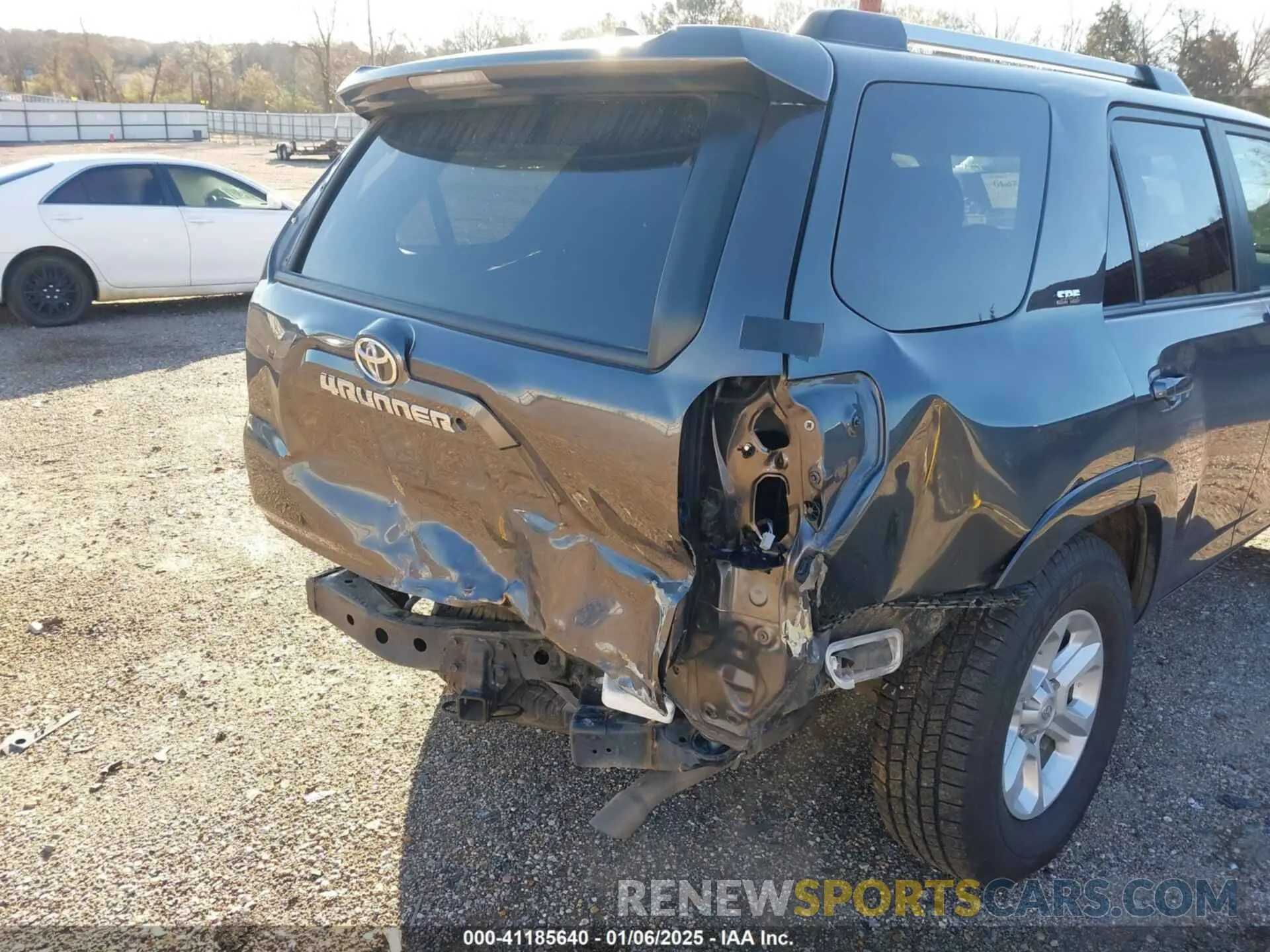 6 fotografías del automóvil dañado JTEEU5JRXM5235997 TOYOTA 4RUNNER 2021