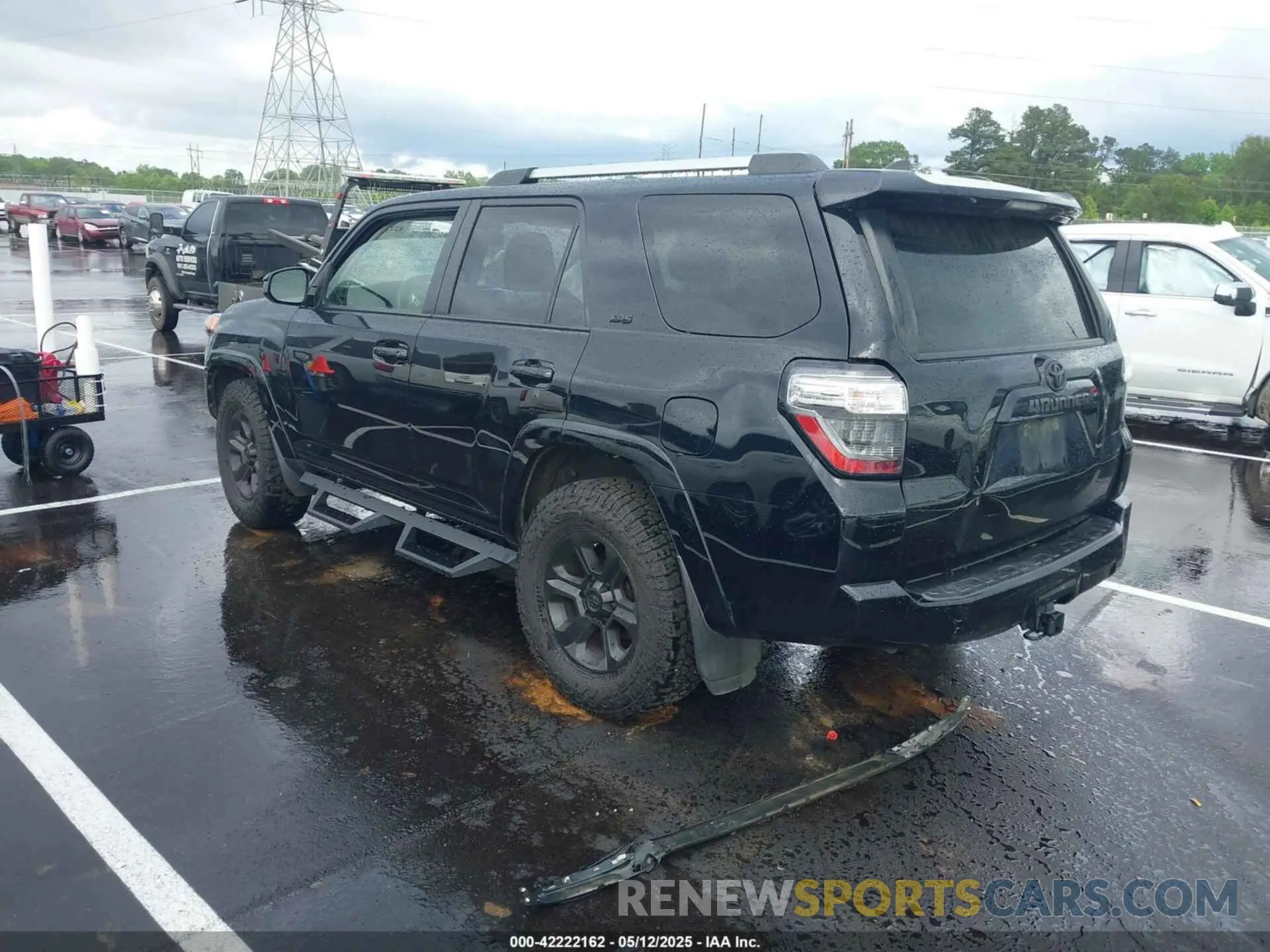 3 fotografías del automóvil dañado JTEEU5JRXM5239905 TOYOTA 4RUNNER 2021