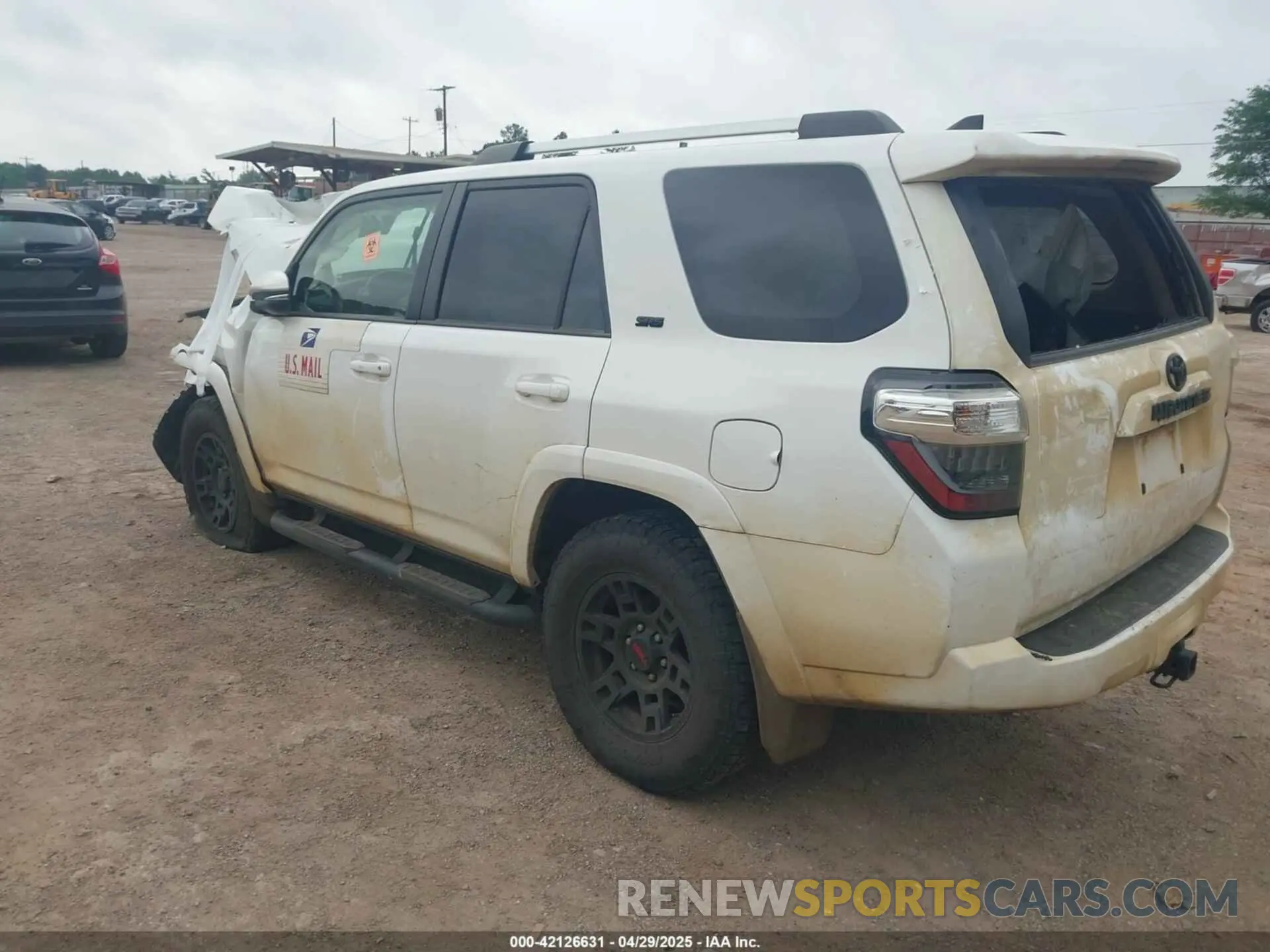 3 fotografías del automóvil dañado JTEFU5JR0M5231140 TOYOTA 4RUNNER 2021