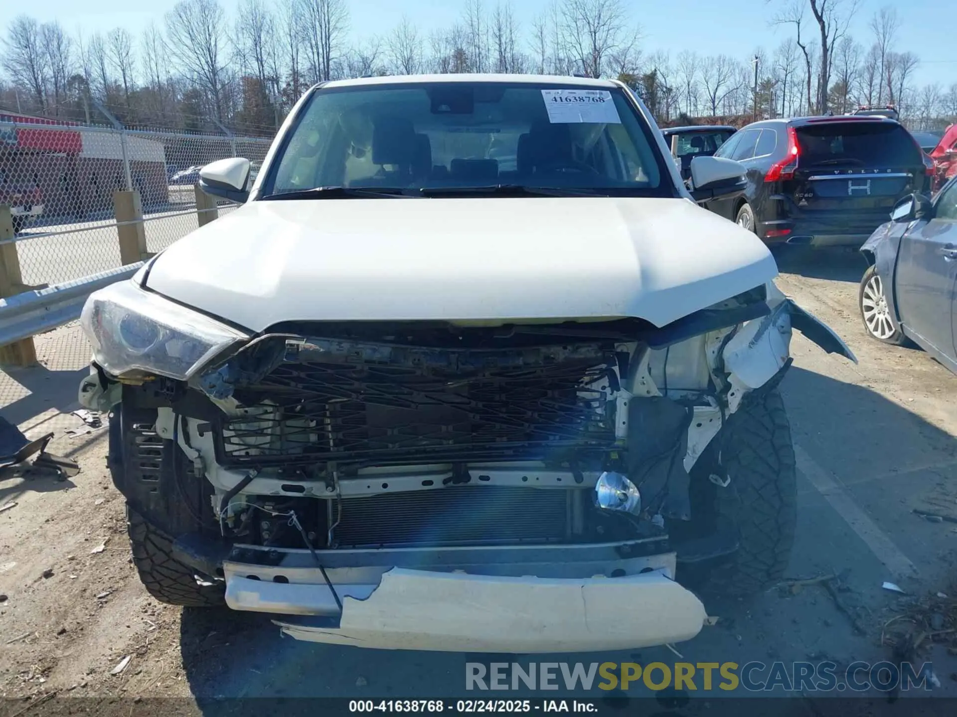 12 fotografías del automóvil dañado JTEFU5JR0M5245152 TOYOTA 4RUNNER 2021