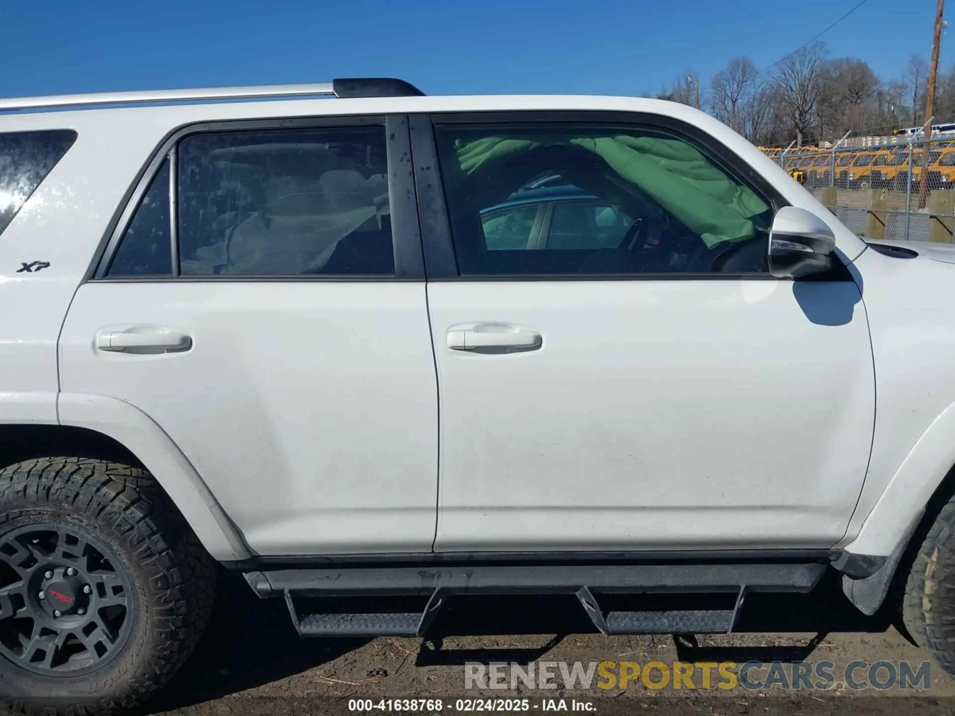 13 fotografías del automóvil dañado JTEFU5JR0M5245152 TOYOTA 4RUNNER 2021