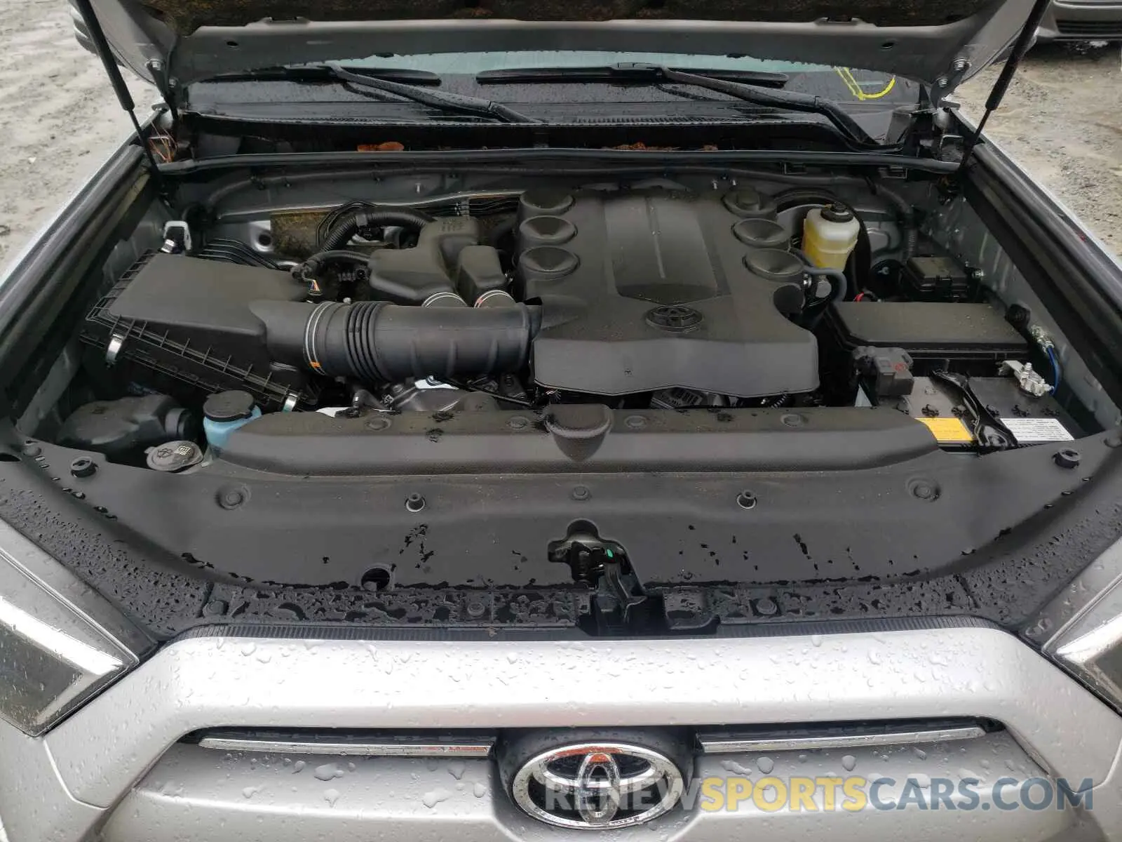 7 fotografías del automóvil dañado JTEFU5JR2M5235013 TOYOTA 4RUNNER 2021