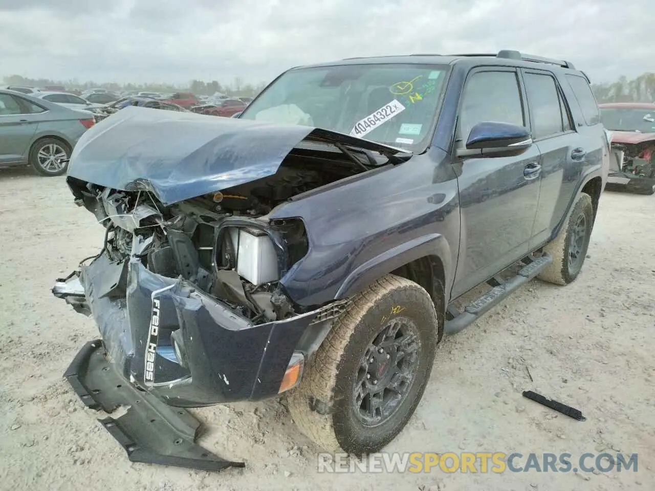2 fotografías del automóvil dañado JTEFU5JR3M5231357 TOYOTA 4RUNNER 2021