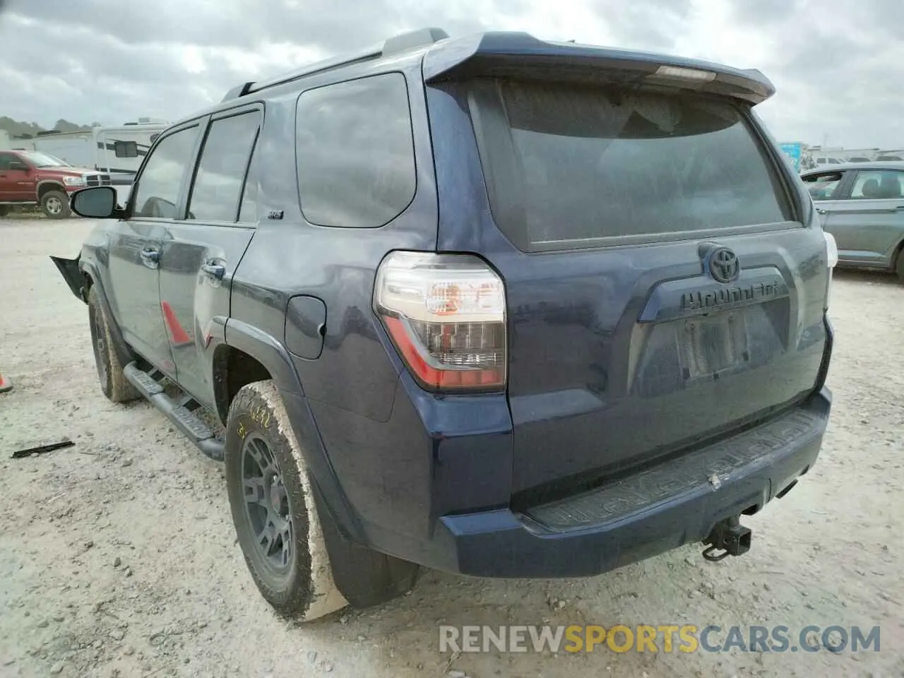3 fotografías del automóvil dañado JTEFU5JR3M5231357 TOYOTA 4RUNNER 2021