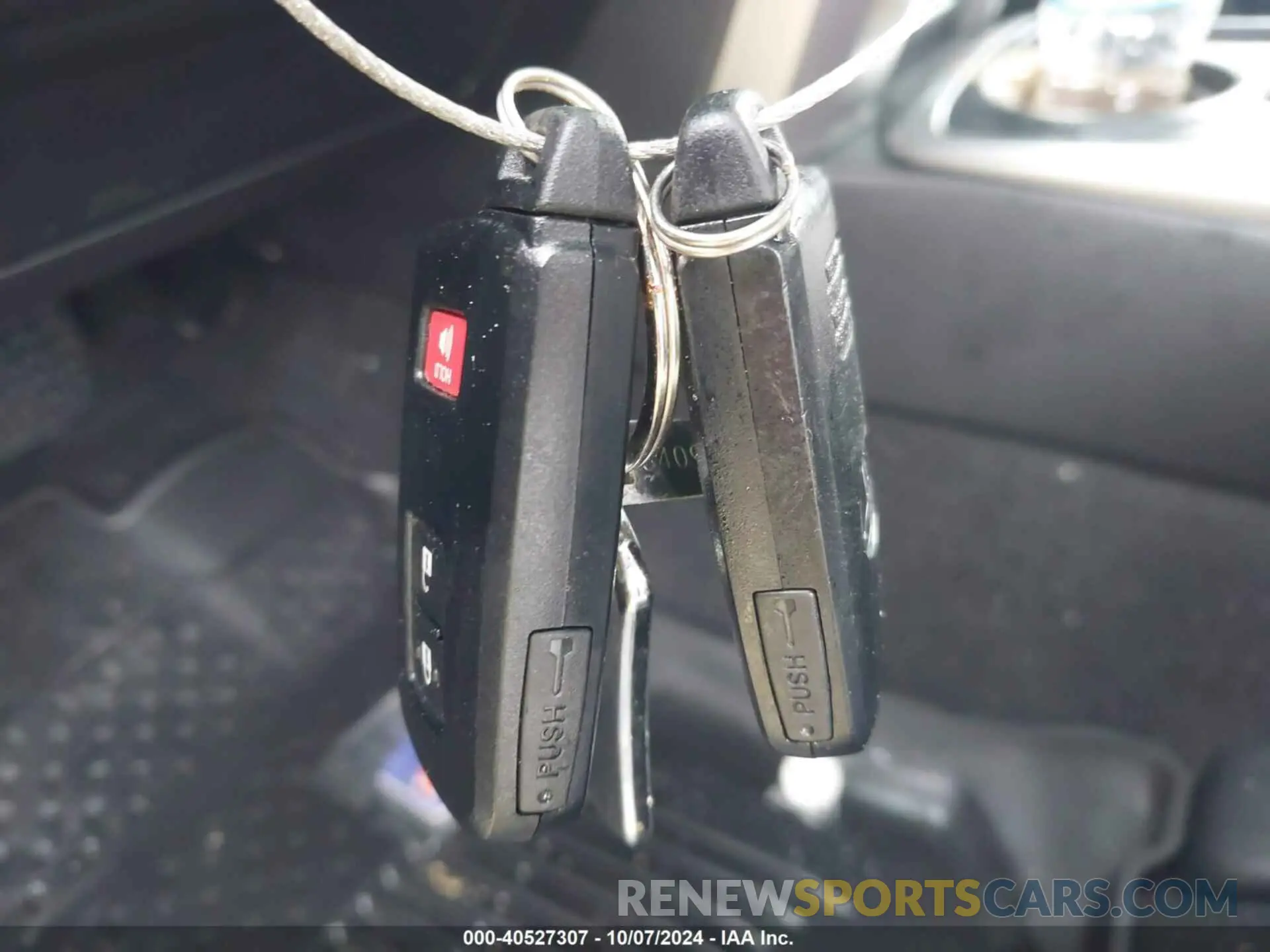 11 fotografías del automóvil dañado JTEFU5JR5M5228704 TOYOTA 4RUNNER 2021
