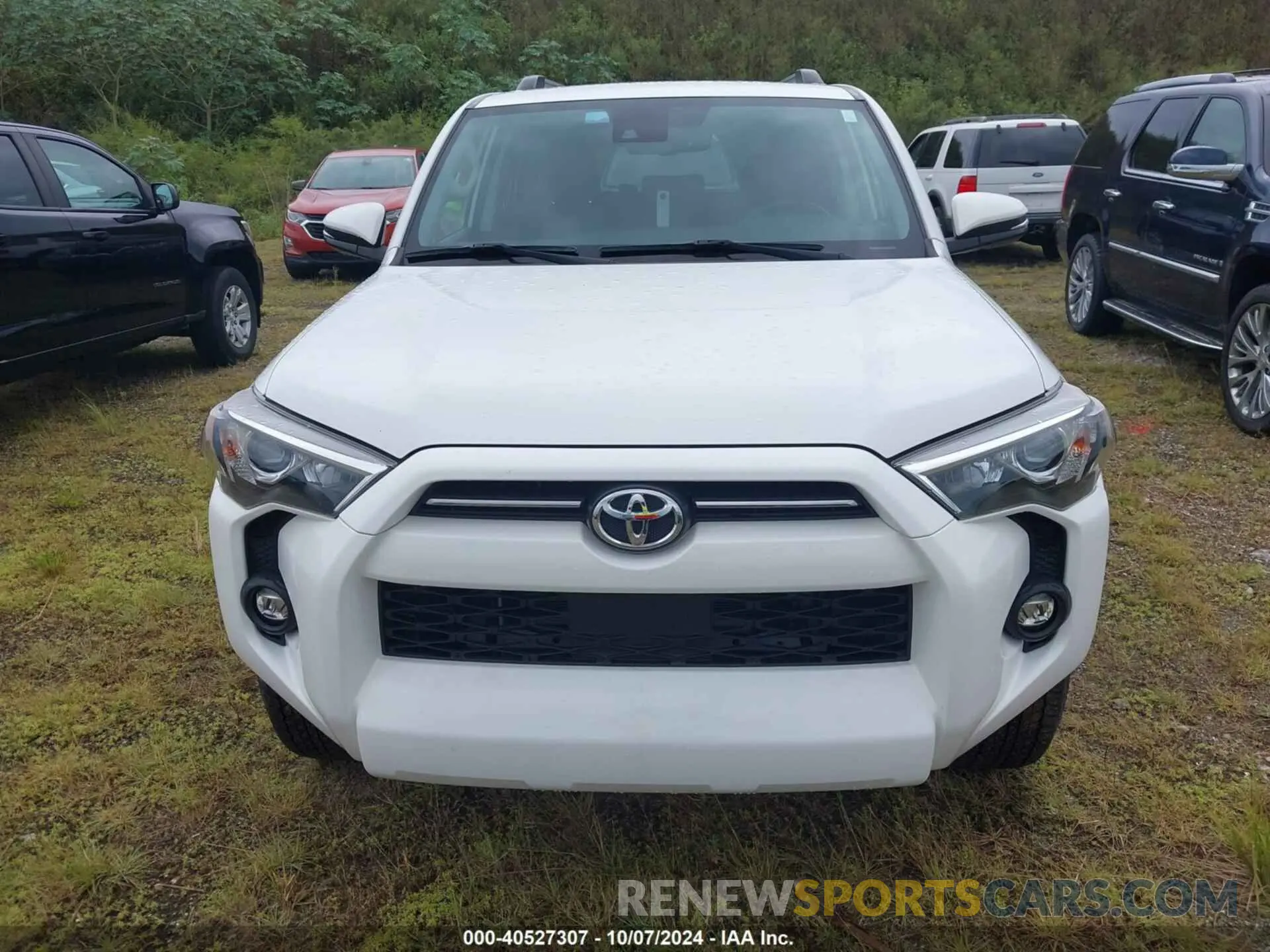 12 fotografías del automóvil dañado JTEFU5JR5M5228704 TOYOTA 4RUNNER 2021
