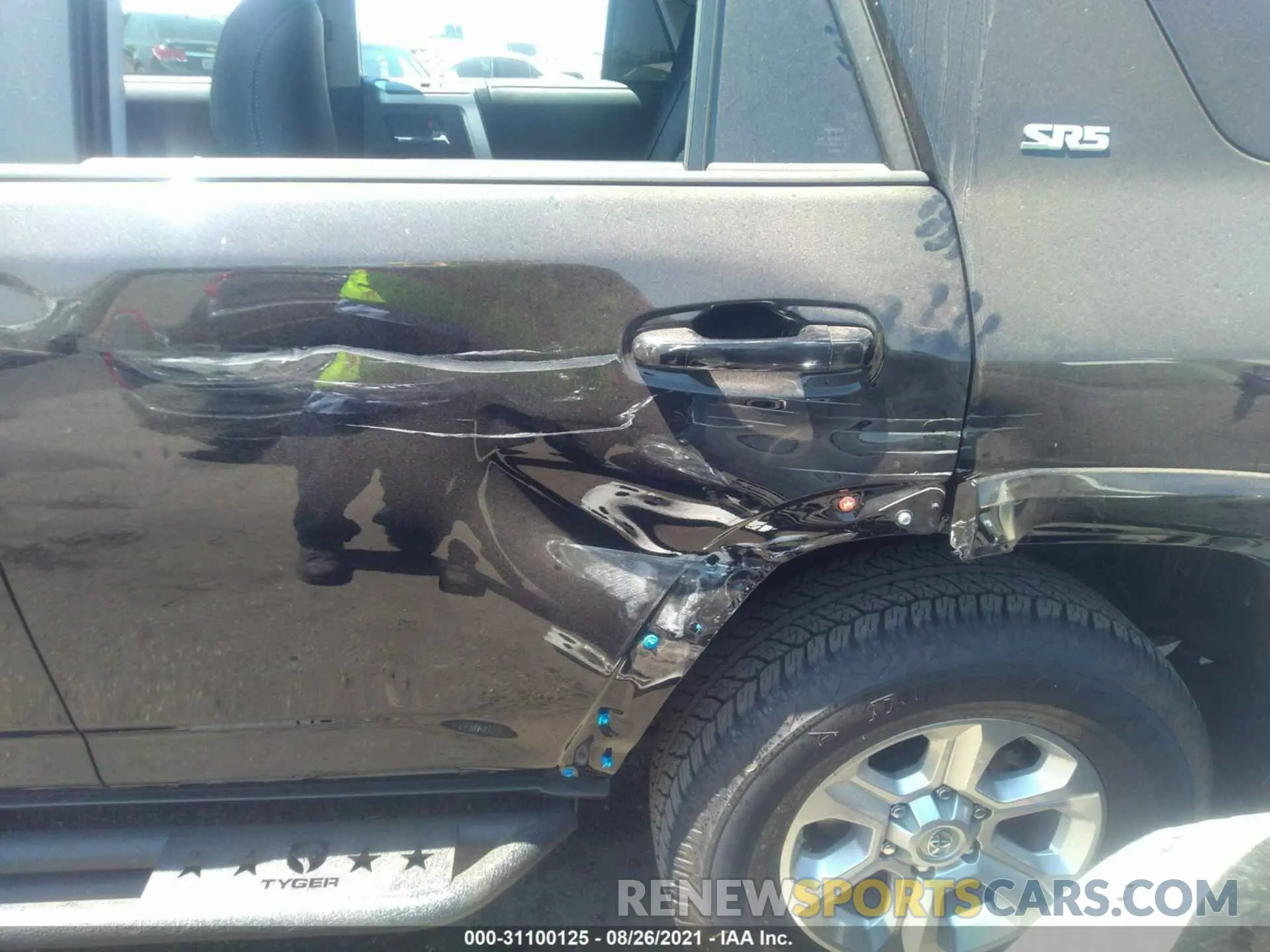 6 fotografías del automóvil dañado JTEFU5JR6M5231336 TOYOTA 4RUNNER 2021