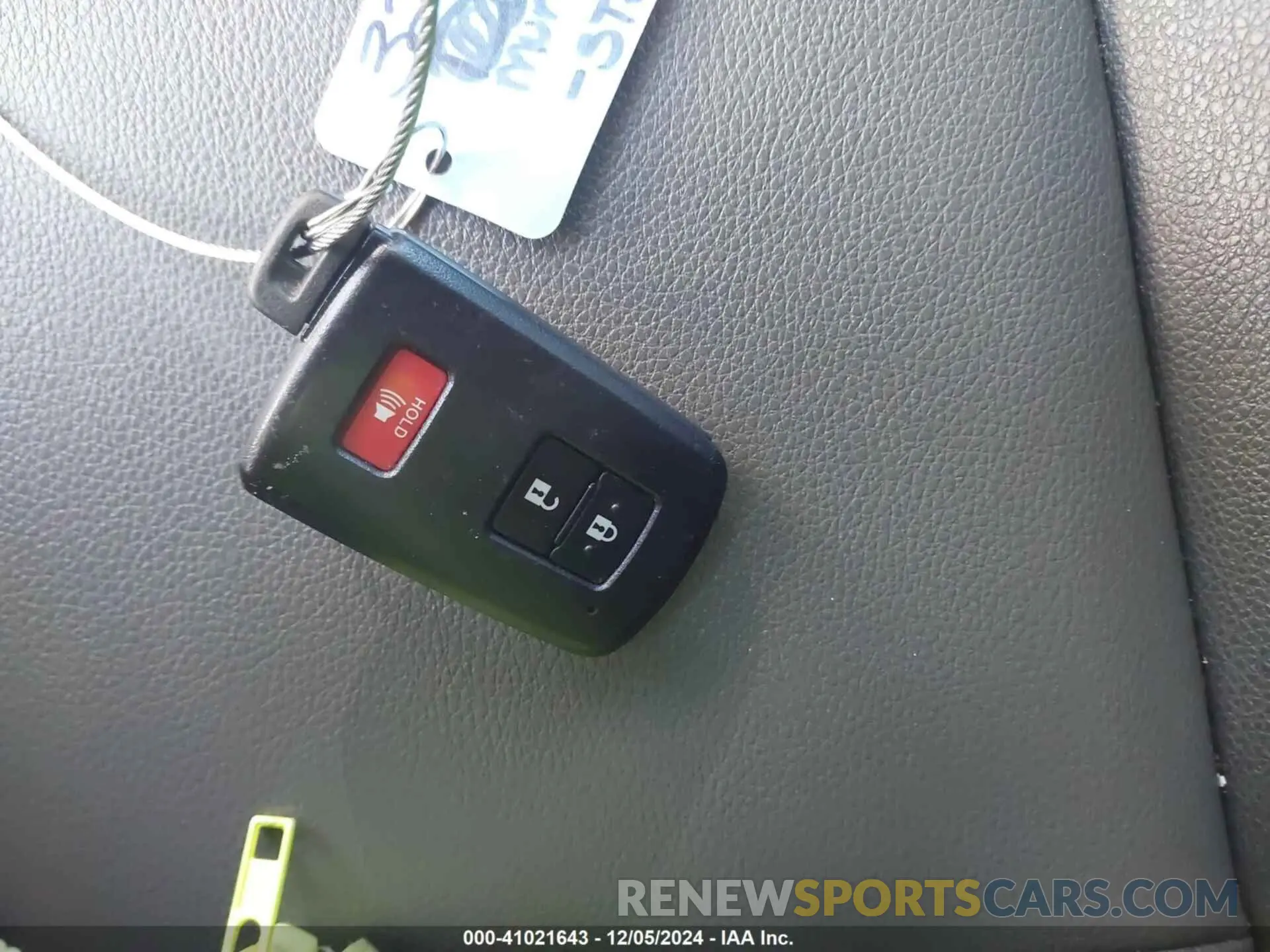 11 fotografías del automóvil dañado JTEFU5JR6M5235323 TOYOTA 4RUNNER 2021