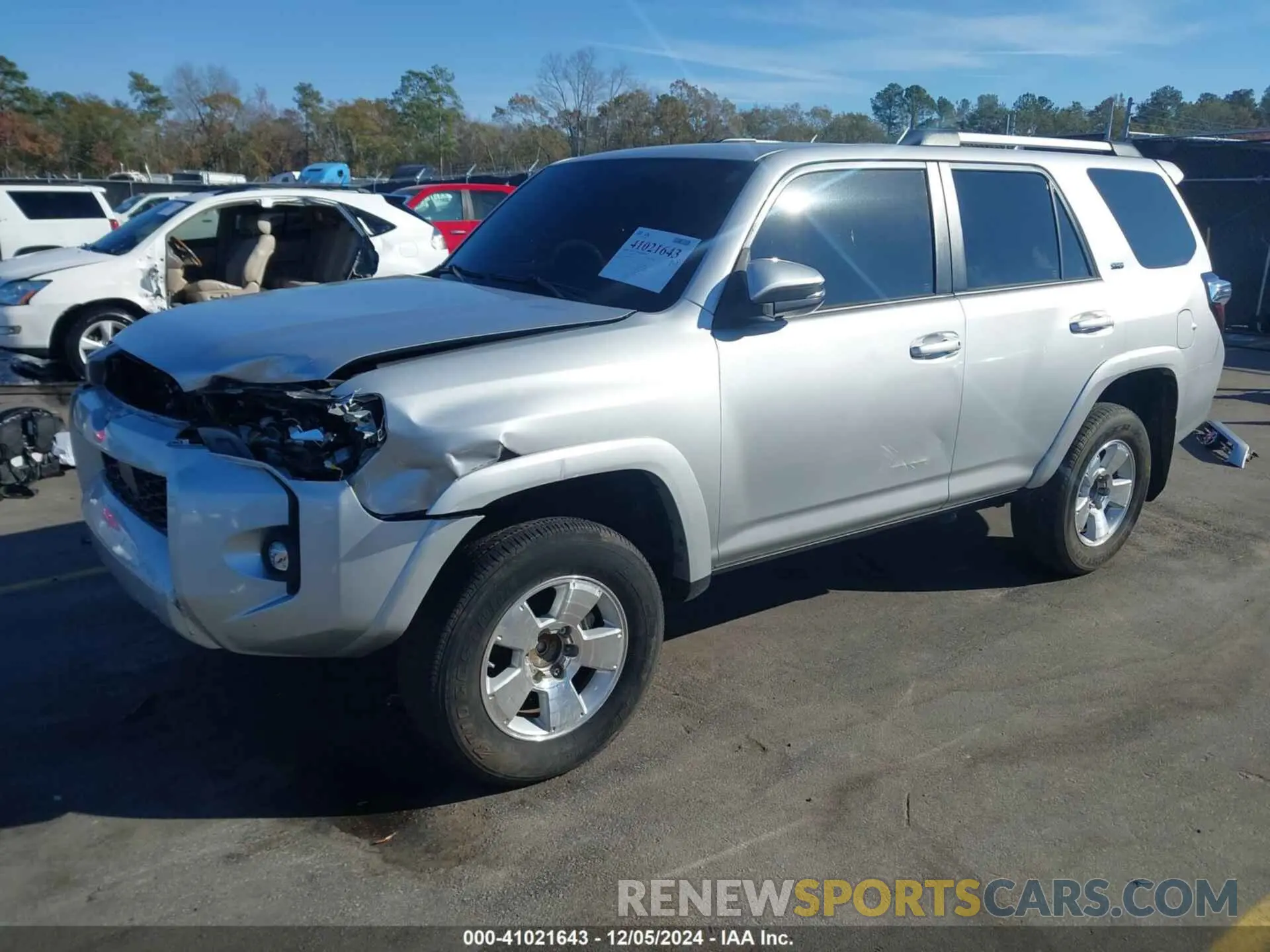2 fotografías del automóvil dañado JTEFU5JR6M5235323 TOYOTA 4RUNNER 2021