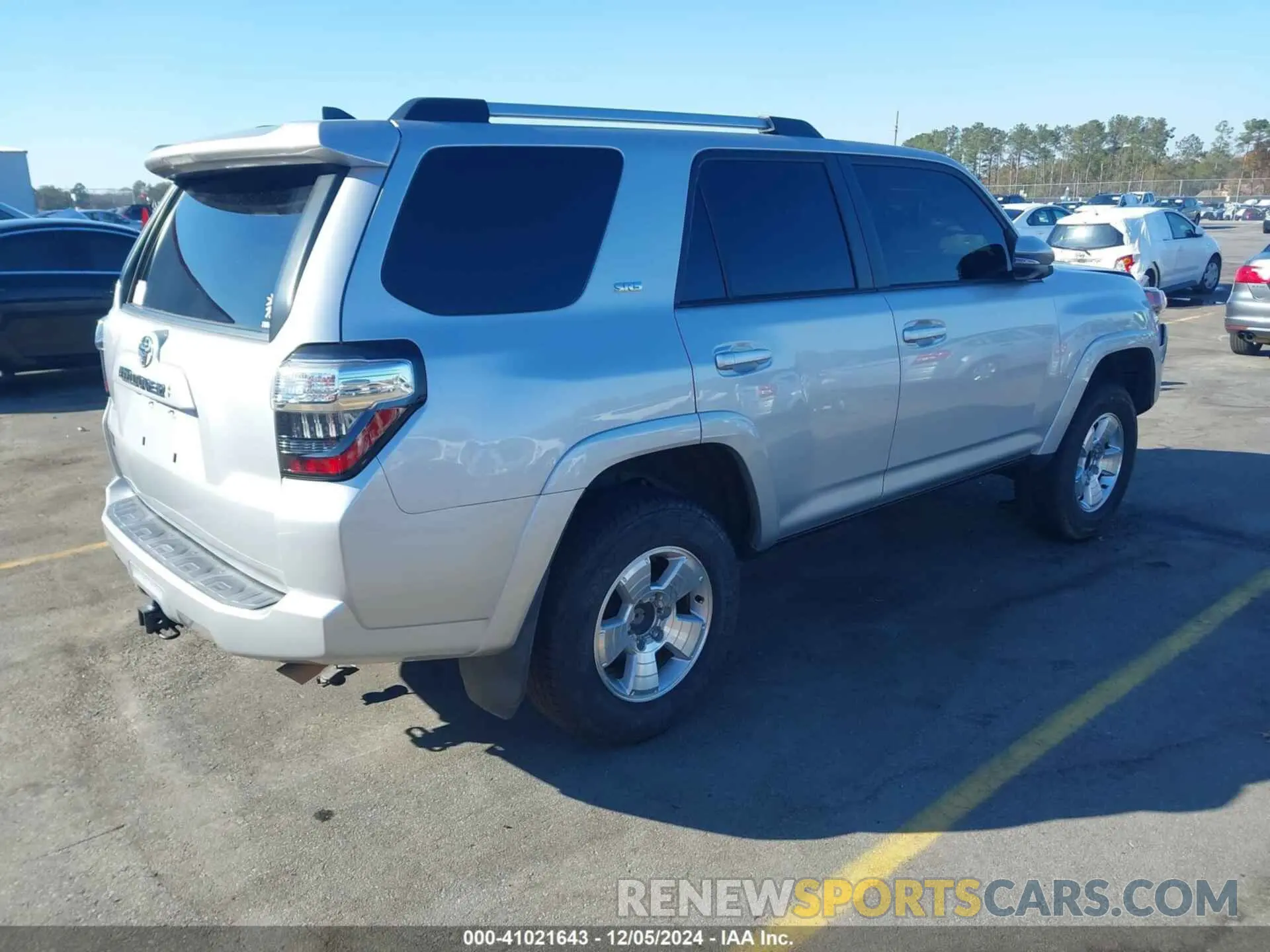4 fotografías del automóvil dañado JTEFU5JR6M5235323 TOYOTA 4RUNNER 2021
