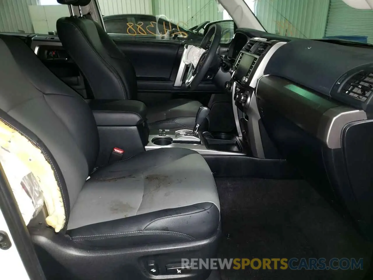5 fotografías del automóvil dañado JTEFU5JR6M5242420 TOYOTA 4RUNNER 2021