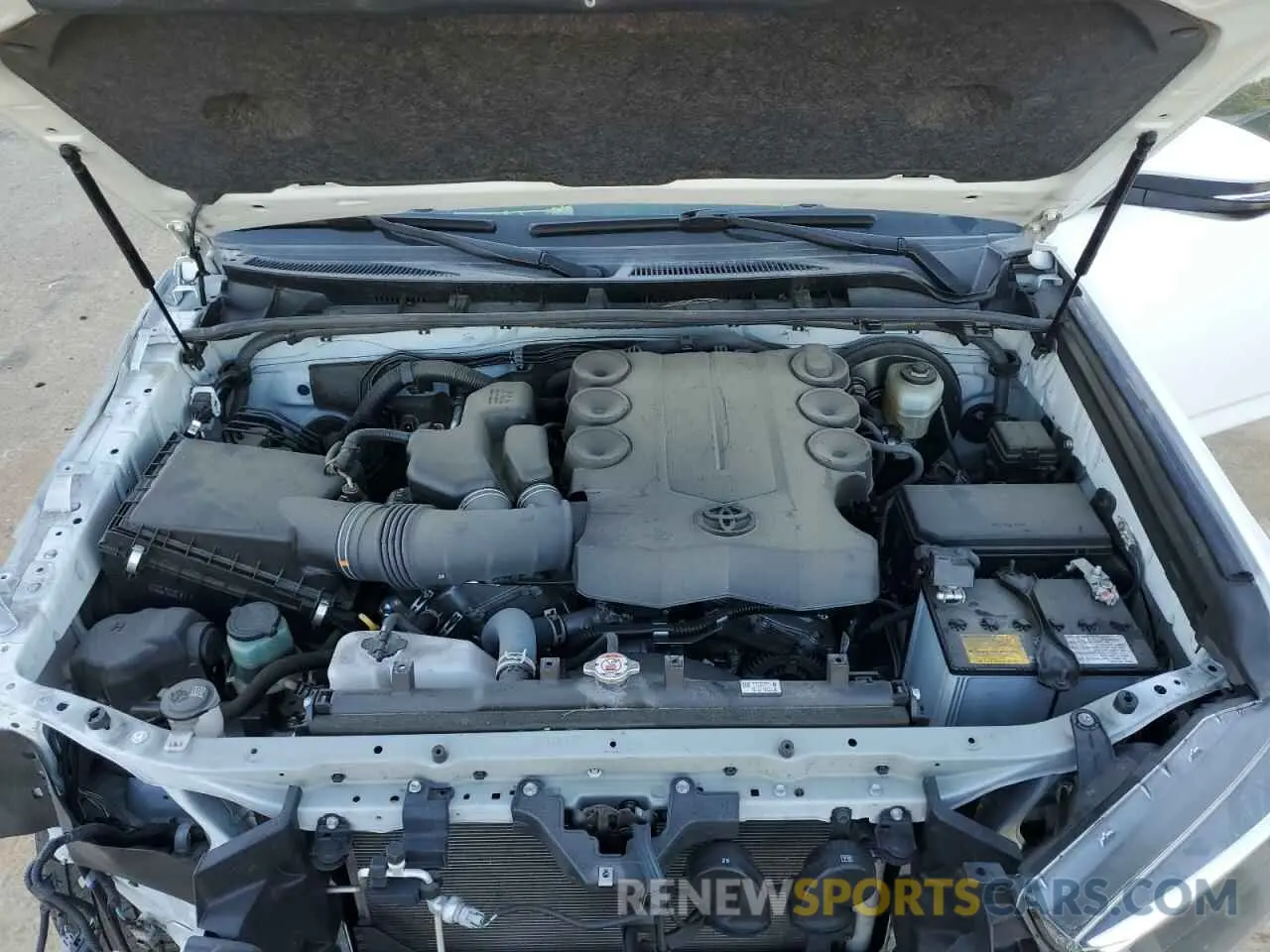 11 fotografías del automóvil dañado JTEFU5JR7M5240434 TOYOTA 4RUNNER 2021