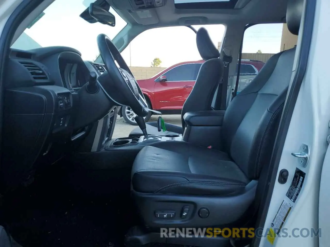 7 fotografías del automóvil dañado JTEFU5JR7M5240434 TOYOTA 4RUNNER 2021