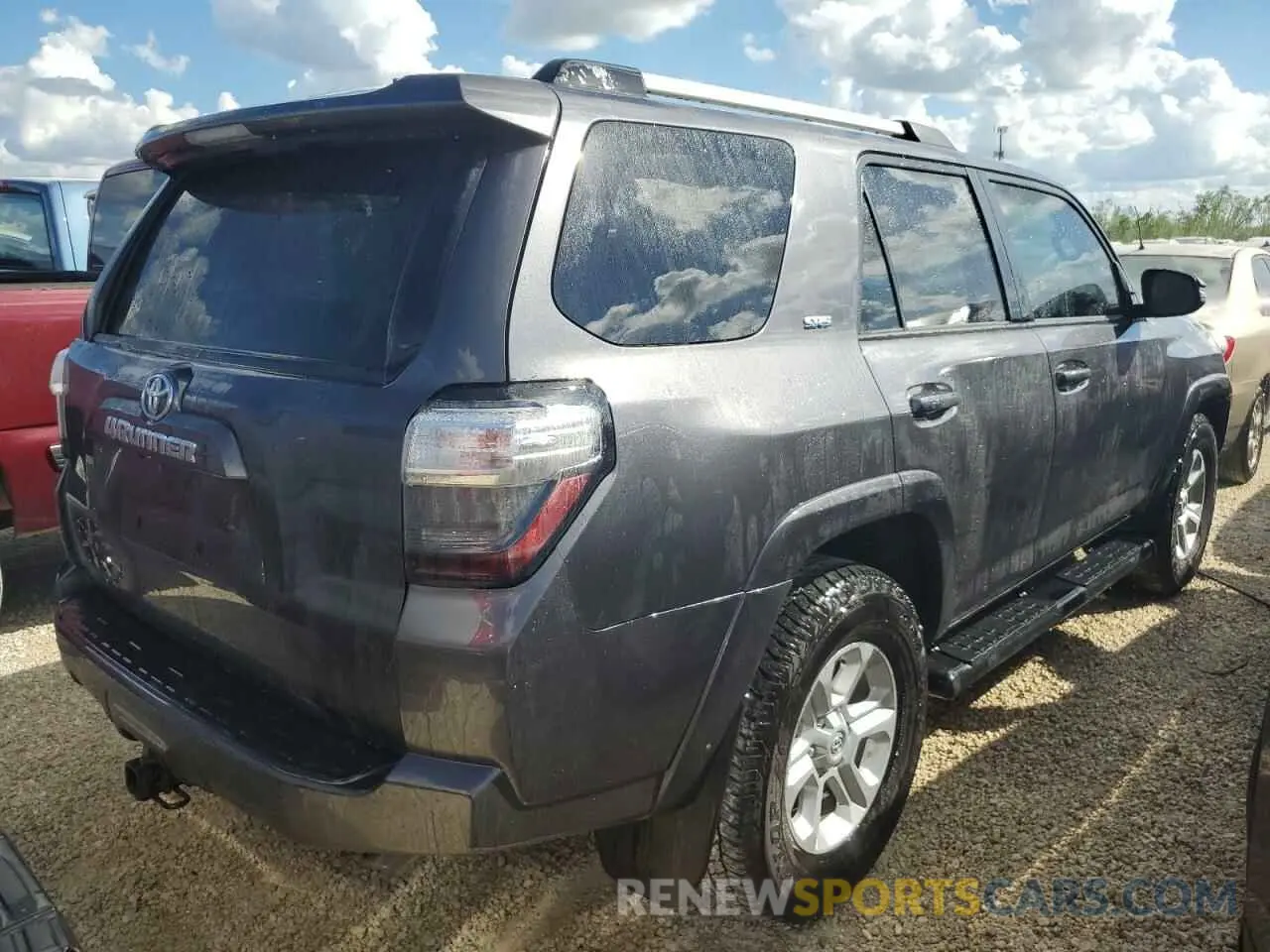 4 fotografías del automóvil dañado JTEFU5JR7M5241762 TOYOTA 4RUNNER 2021