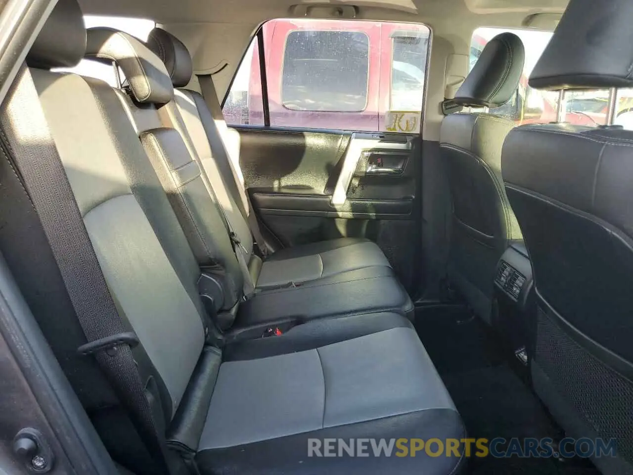 6 fotografías del automóvil dañado JTEFU5JR7M5241762 TOYOTA 4RUNNER 2021