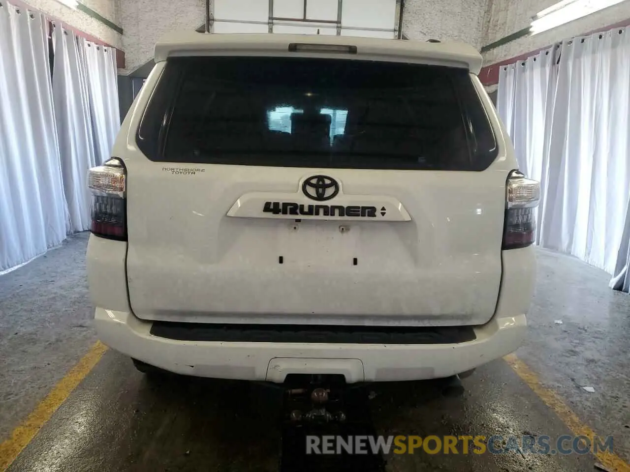6 fotografías del automóvil dañado JTEFU5JRXM5236619 TOYOTA 4RUNNER 2021