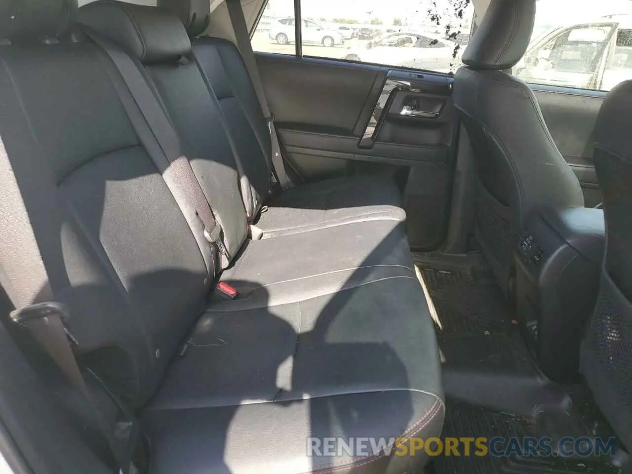 11 fotografías del automóvil dañado JTEHU5JR7M5957229 TOYOTA 4RUNNER 2021