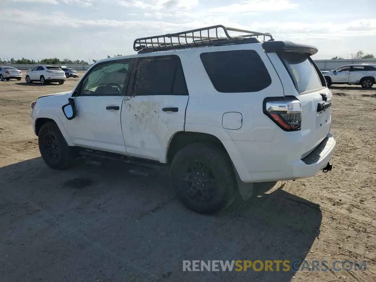 2 fotografías del automóvil dañado JTEHU5JR7M5957229 TOYOTA 4RUNNER 2021
