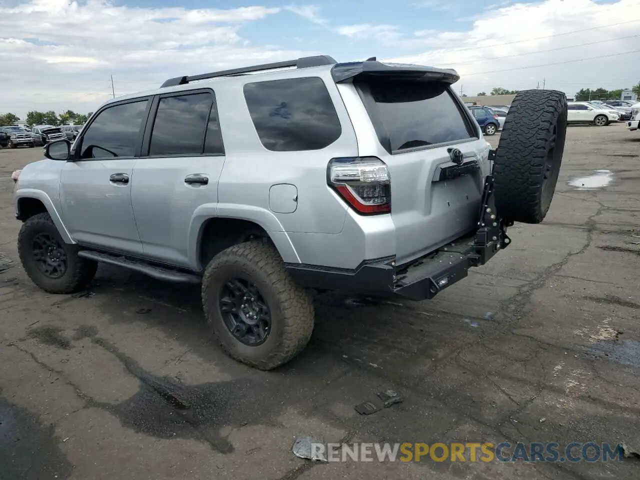 2 fotografías del automóvil dañado JTEHU5JR9M5890018 TOYOTA 4RUNNER 2021