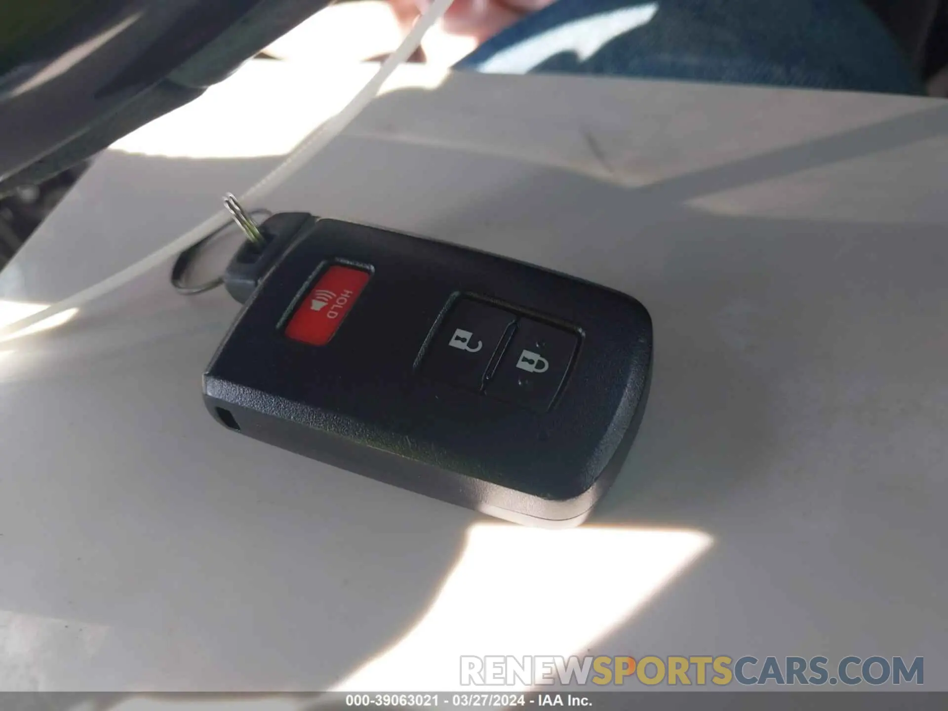 11 fotografías del automóvil dañado JTEJU5JR2M5949640 TOYOTA 4RUNNER 2021